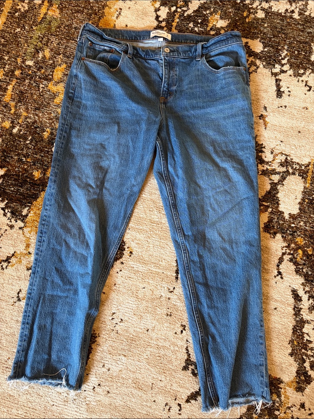Abercrombie and Fitch 90s Straight Jean mid Rise Raw Fray Hem Womens Size 33S